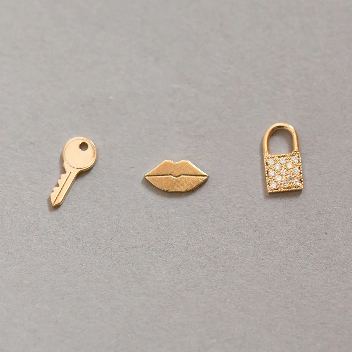 14k Itty Bitty Lips Stud