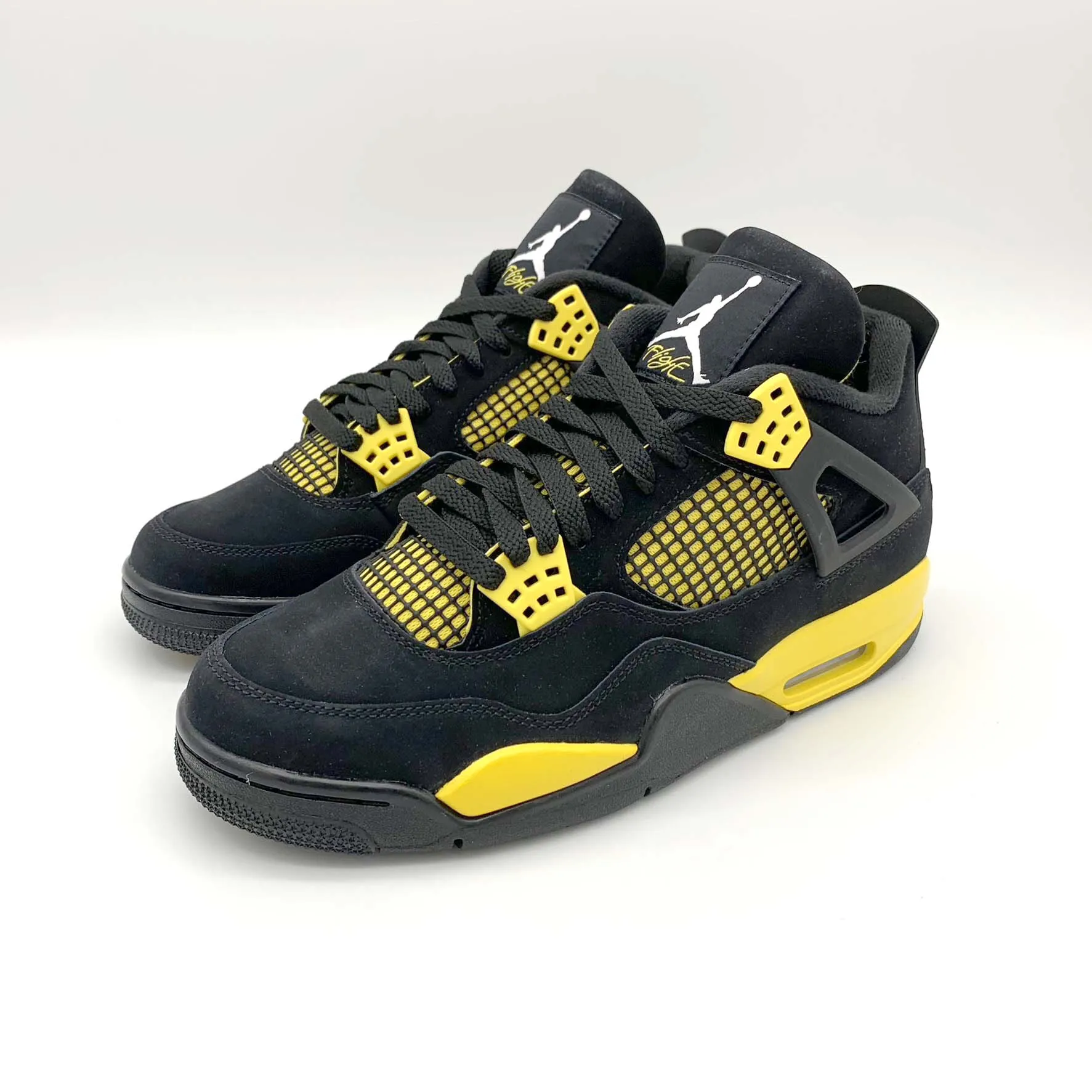 Jordan 4 Retro Thunder